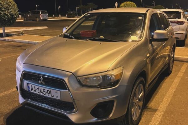 Mitsubishi RVR