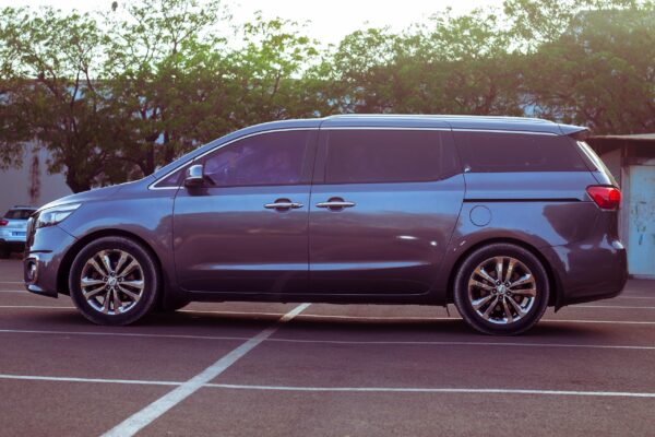 Kia carnival 7 et 9 places